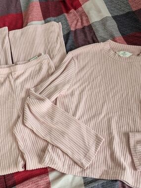 H&M Light Pink Ribbed Knit Loungewear Set